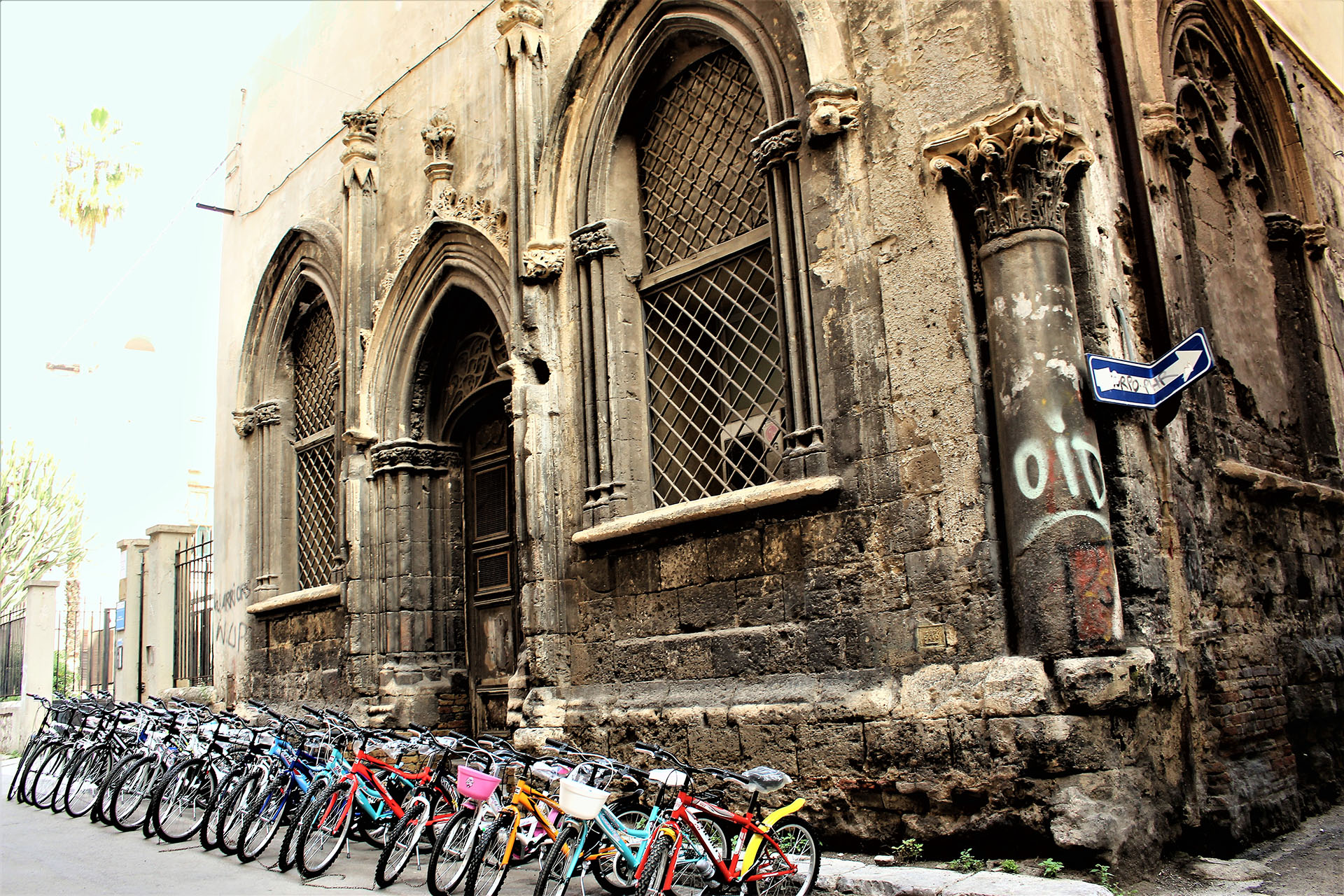 via Divisi, Palermo, Italy - La via delle Biciclette